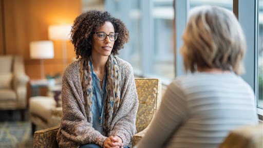 Two women 1:1 coaching